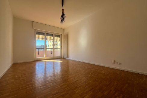 0dc1afd4-2325-4293-93dc-b7b3f1cff7d6