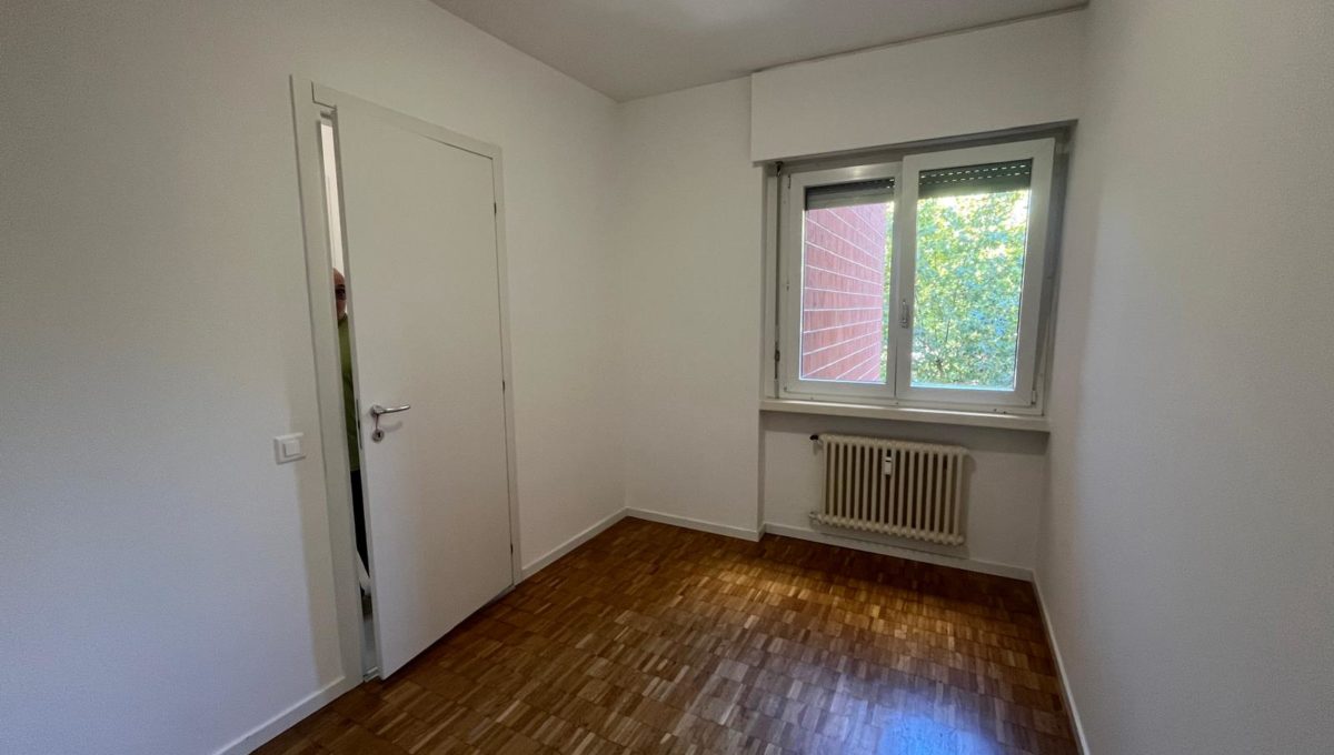 0effc4d1-acb3-4843-8105-90000752fbba