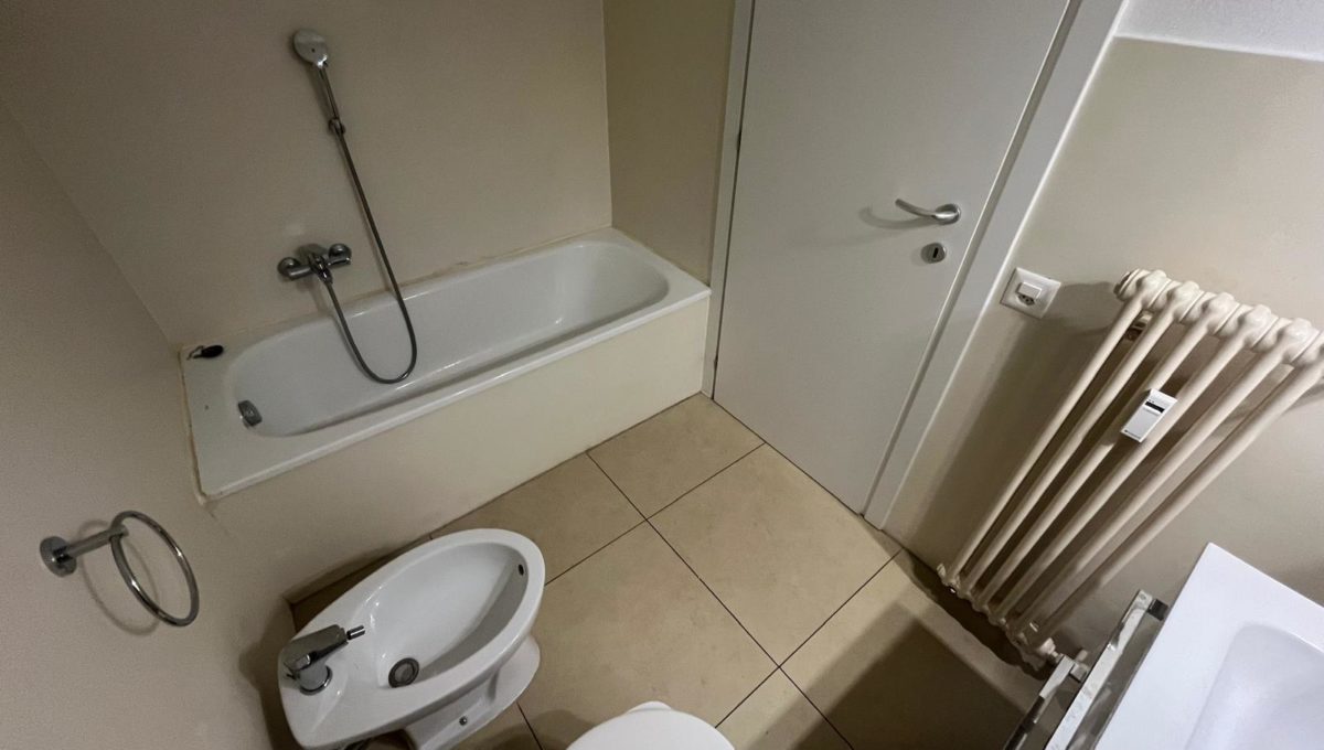 9aaea5e3-a0e7-43d9-9eb1-7ae41bc57ad0