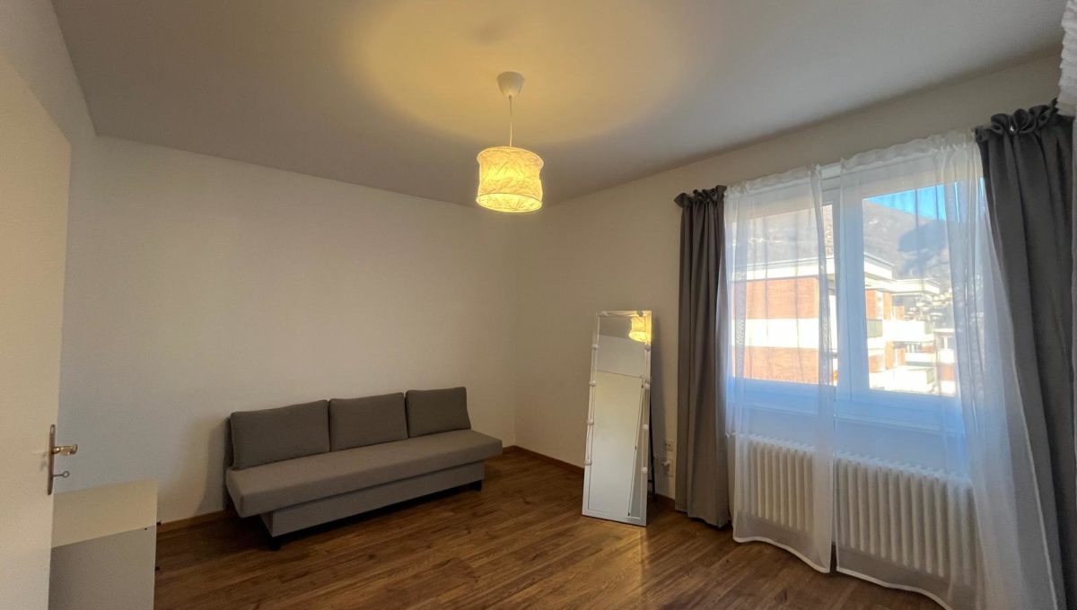 3df5a2a8-605d-4188-a5a8-abfbb8d94db3