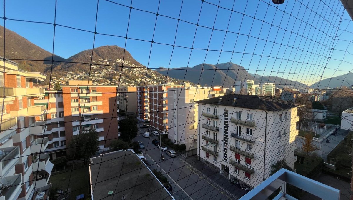 6beb930b-4e53-4f40-9c46-65fd67887ac4