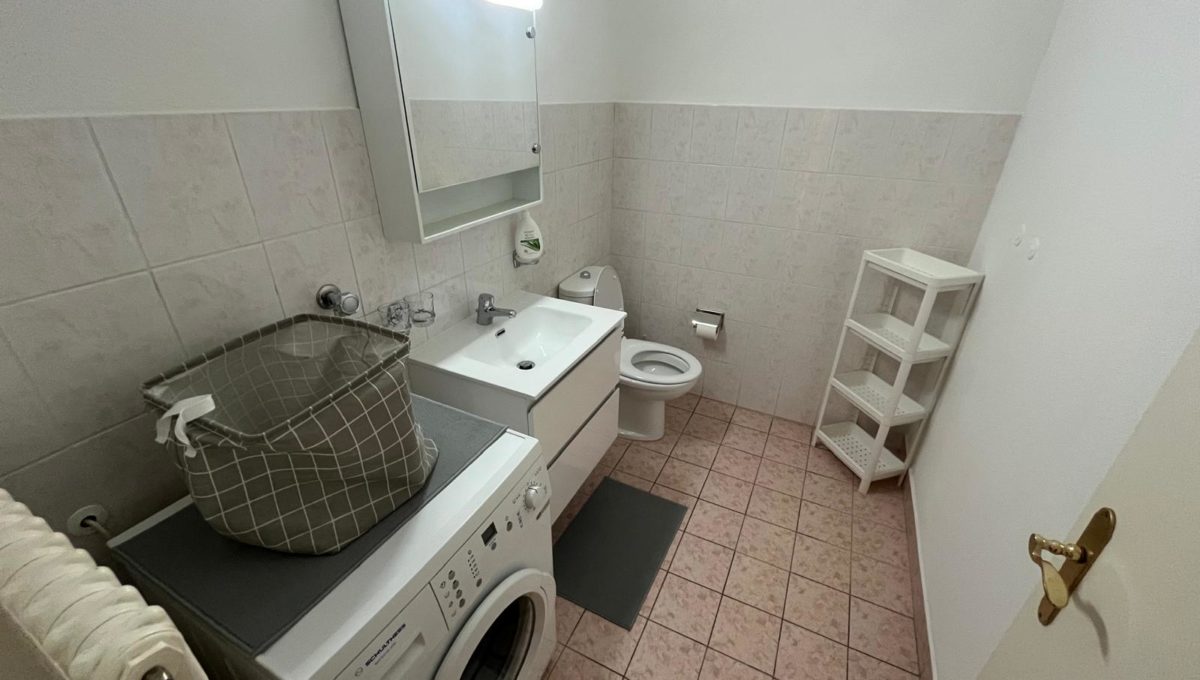 797bbea6-80f0-401b-9e51-4b5c12dd27ea