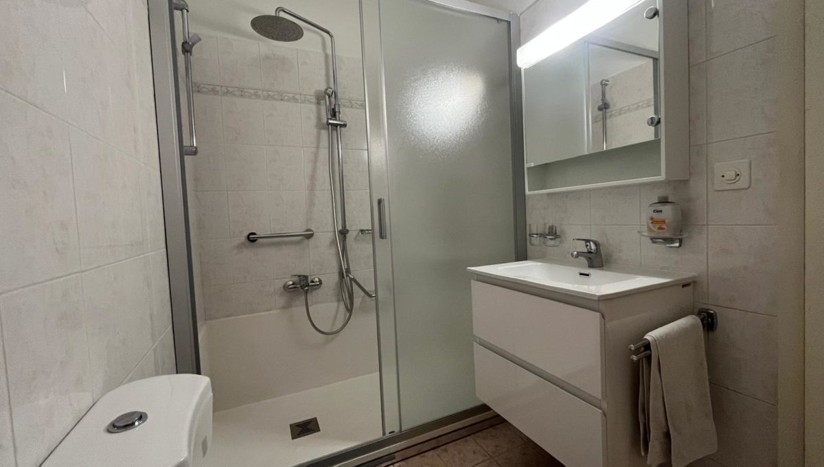 9fc300d3-b039-4c39-98cd-bab47a8a458a