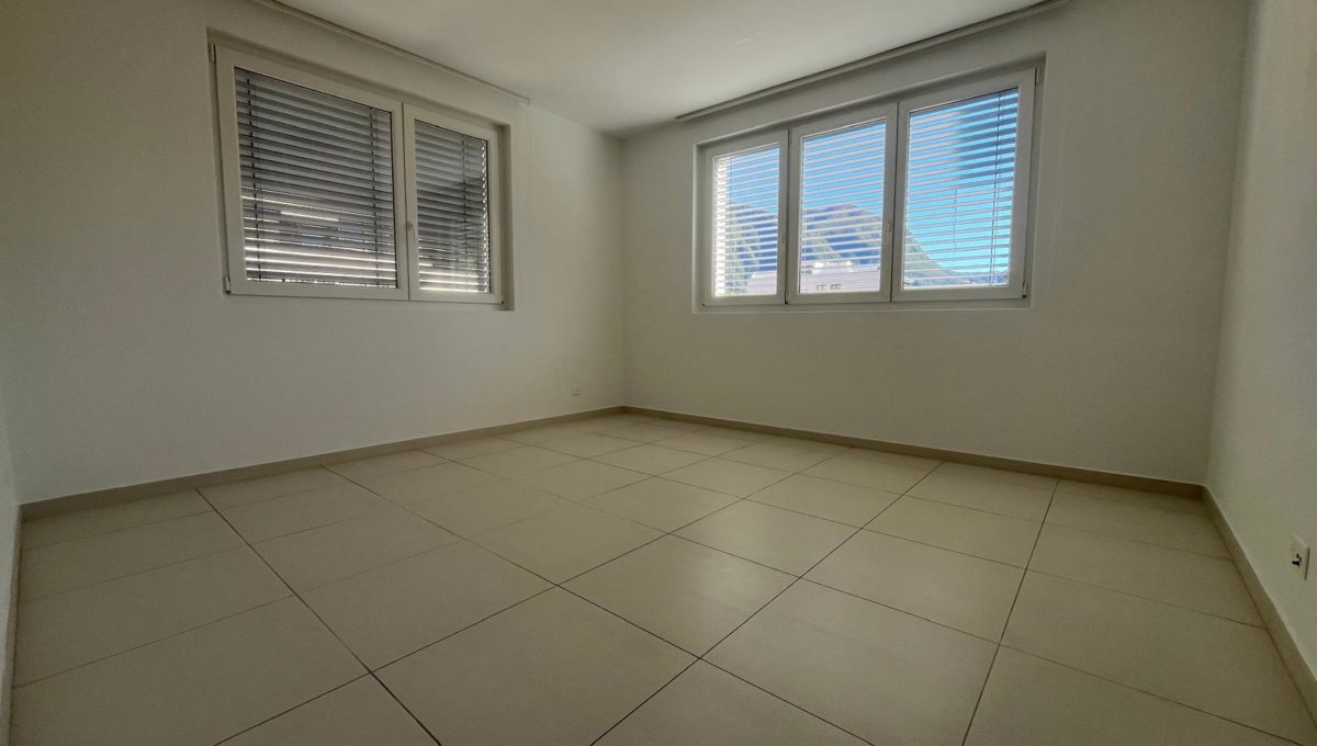 b8aa4371-95e6-4328-aa97-92aec5c07452